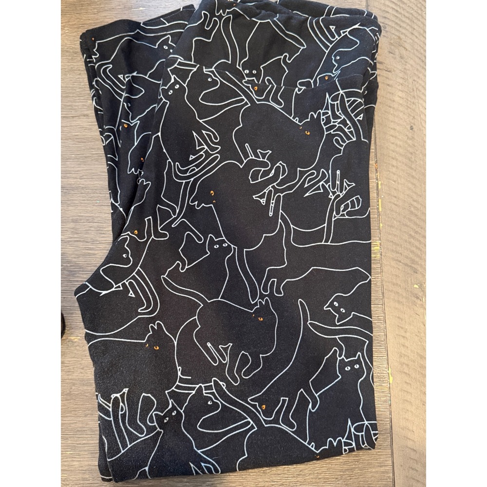 LuLaRoe Leggings Womens TC2 Black White Cat Print, Halloween